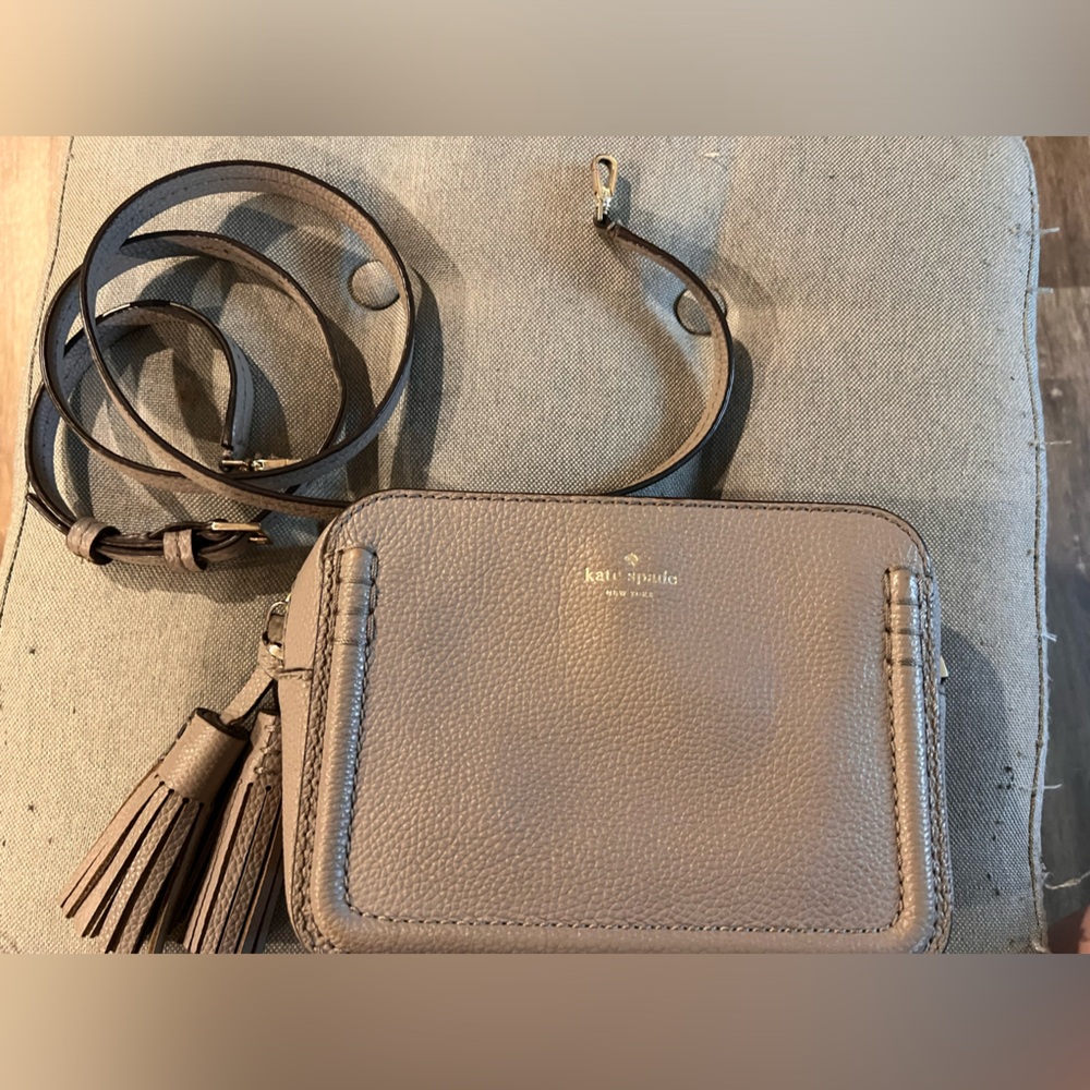 Kate Spade Orchard street arla grayish purse.
